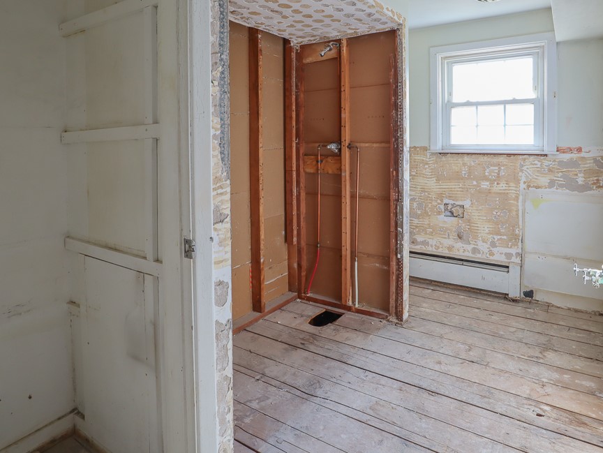 70 Duchess Road Cumberland, RI 02864 - Photo 11 of 22 Bathroom