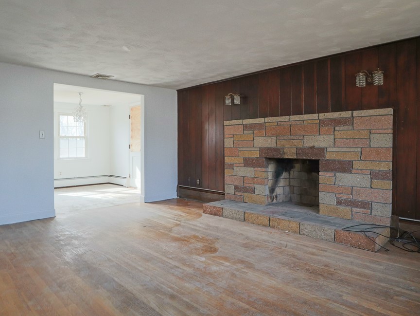 70 Duchess Road Cumberland, RI 02864 - Photo 2 of 22 Living room with hardwoods