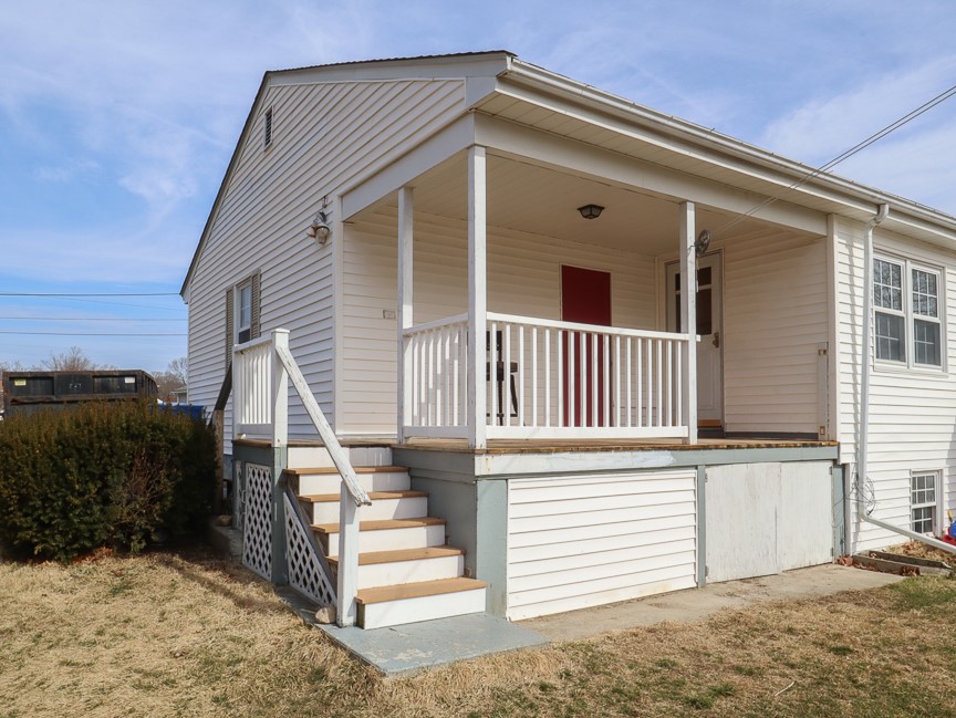 70 Duchess Road Cumberland, RI 02864 - Photo 21 of 22 Back porch