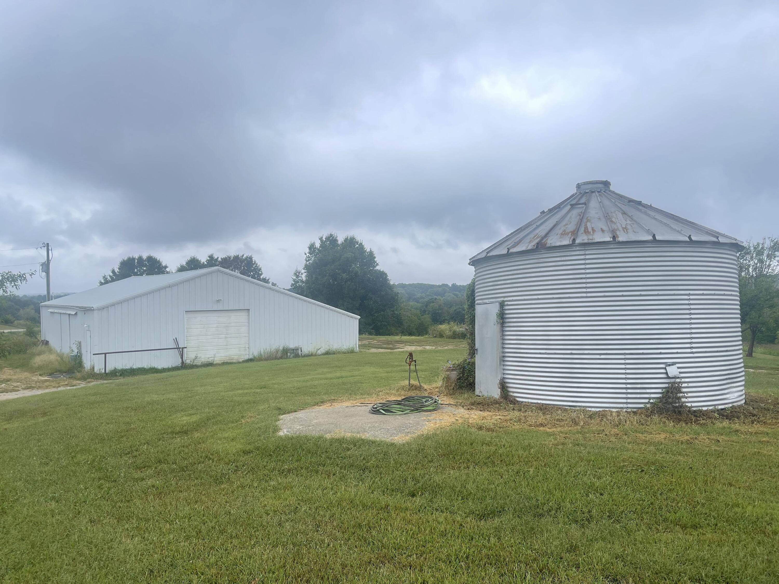 3080 State Rte O Higbee, MO 65257 - Photo 20 of 35 Gallery Image 20