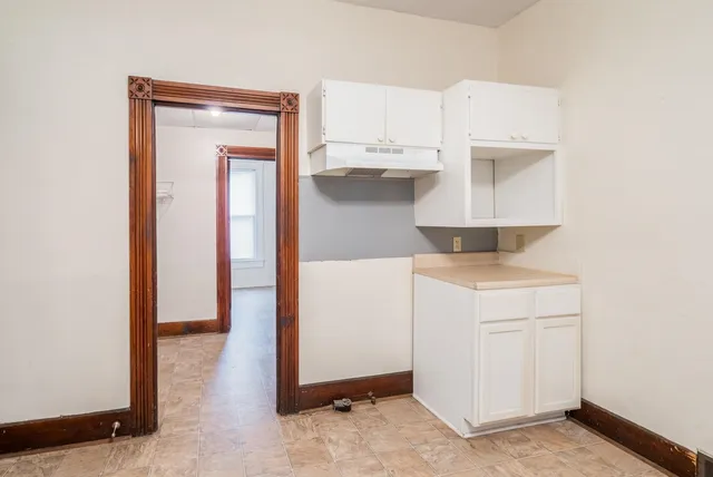 $110,000 | 805 Pine Street, Halstead, KS 67056