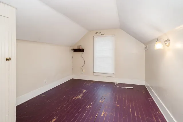 $110,000 | 805 Pine Street, Halstead, KS 67056