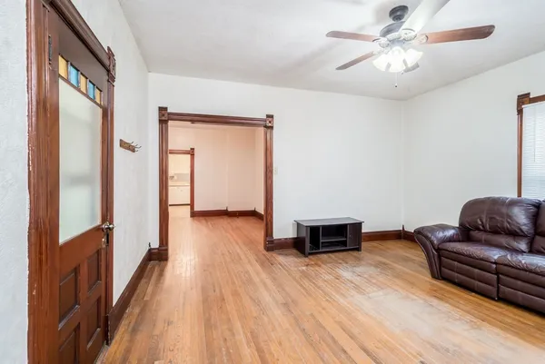 $110,000 | 805 Pine Street, Halstead, KS 67056