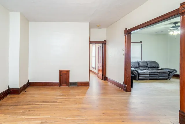 $110,000 | 805 Pine Street, Halstead, KS 67056