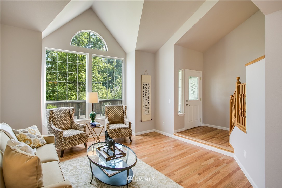 5514 Northeast 3rd Lane Renton, WA 98059 - Photo 12 of 25