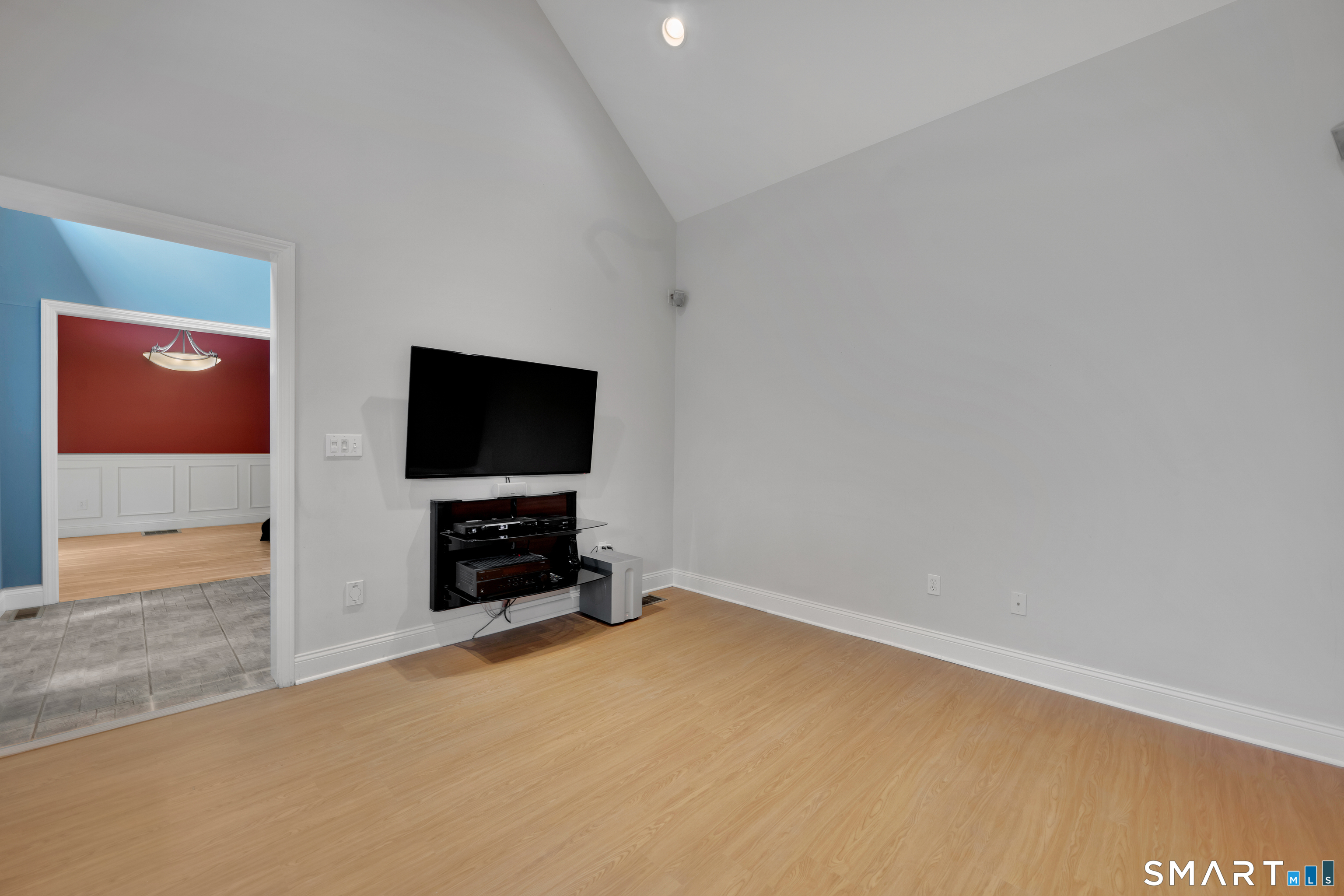 52 Old Farm Road Plymouth, CT 06786 - Photo 14 of 39