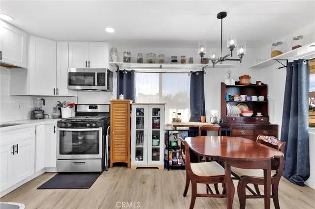 $370,000 | 15109 Anacapa Road, Victorville, CA 92392