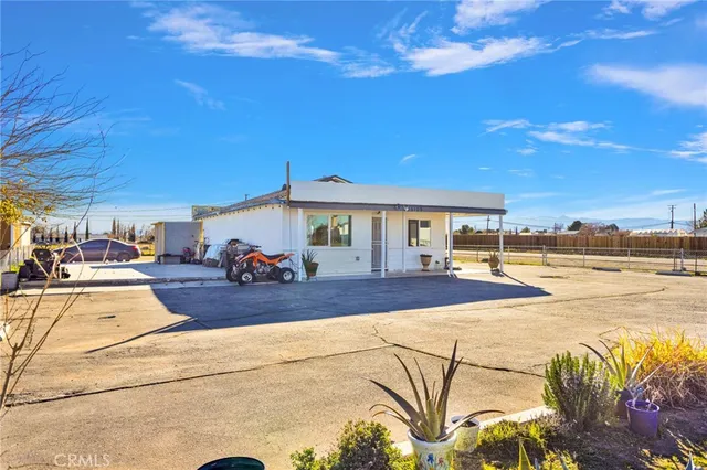 $370,000 | 15109 Anacapa Road, Victorville, CA 92392