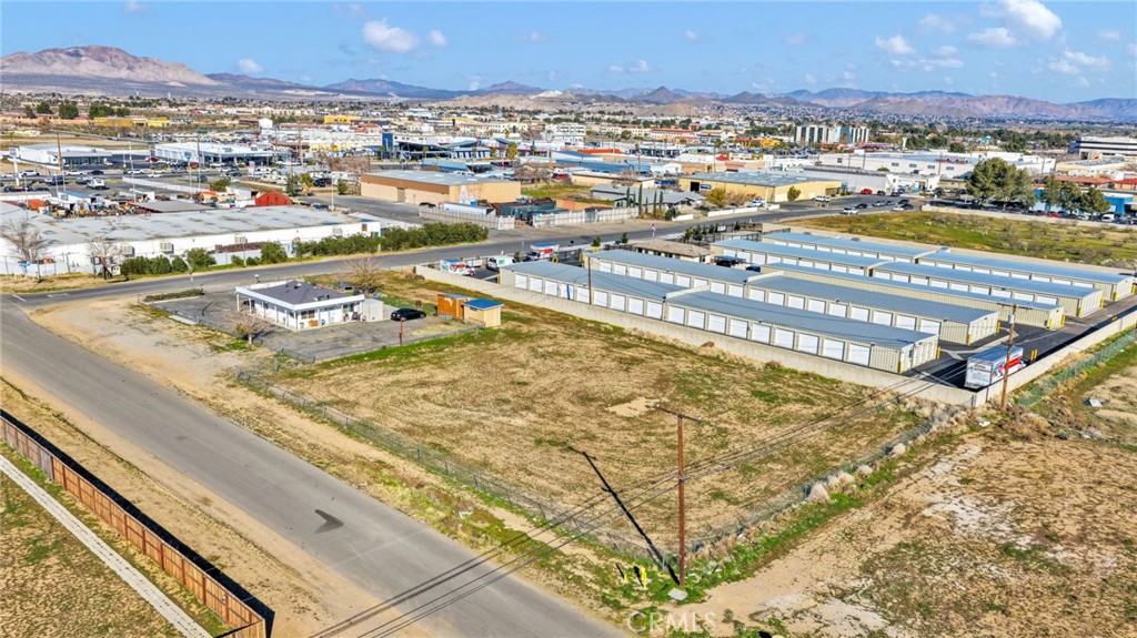 15109 Anacapa Road Victorville, CA 92392 - Photo 36 of 40 a view of a city