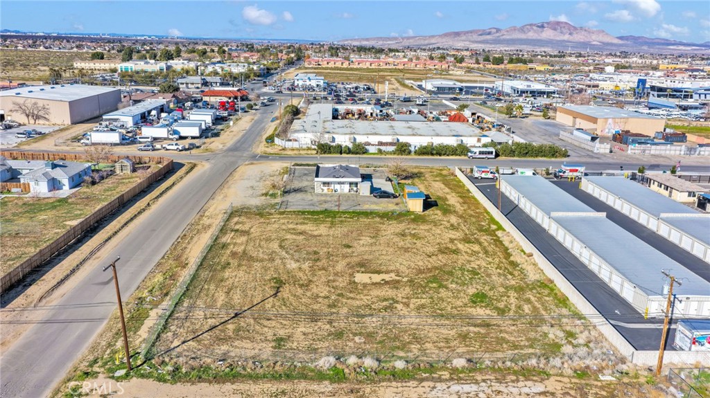 15109 Anacapa Road Victorville, CA 92392 - Photo 37 of 40 a view of a city