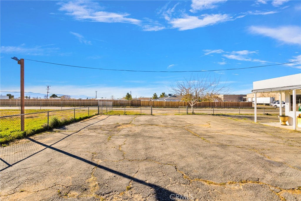 15109 Anacapa Road Victorville, CA 92392 - Photo 6 of 40 a view of an outdoor space