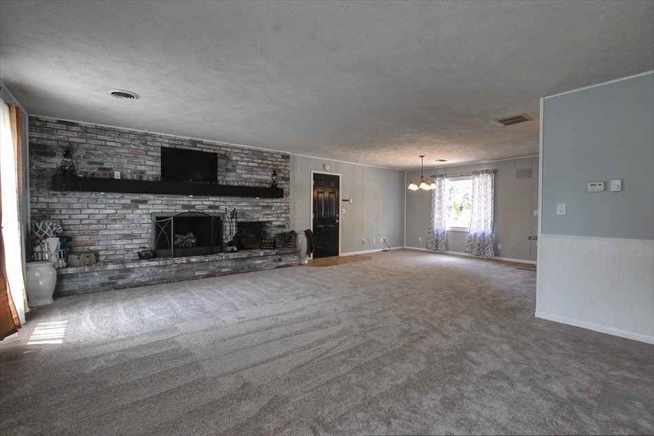 3113 Albright Road Kokomo, IN 46902 - Photo 4 of 26 Gallery Image 4