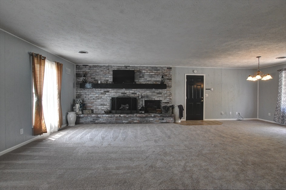 3113 Albright Road Kokomo, IN 46902 - Photo 5 of 26 Gallery Image 5