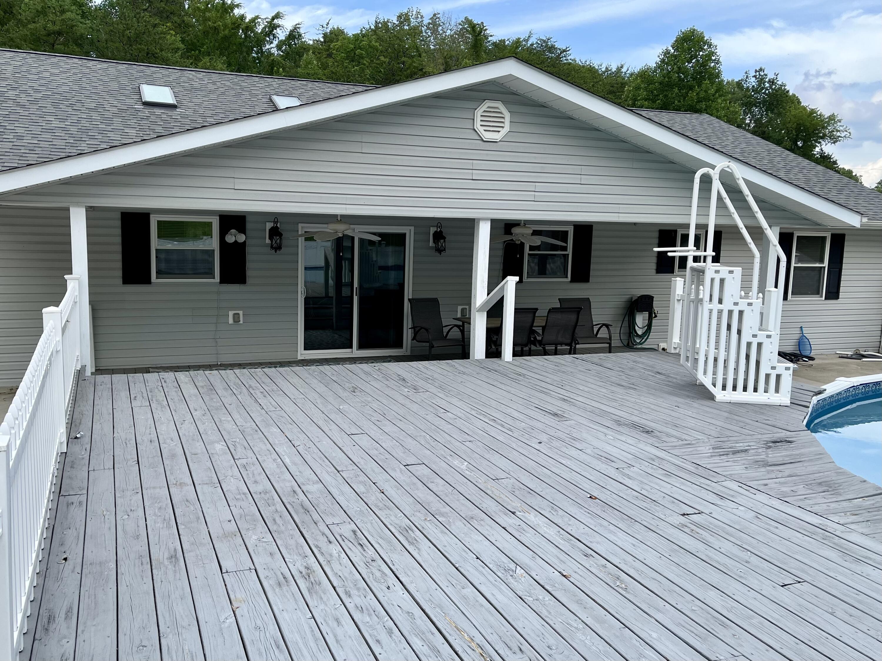 285 Hamilton Road Nancy, KY 42544 - Photo 13 of 111 deck view