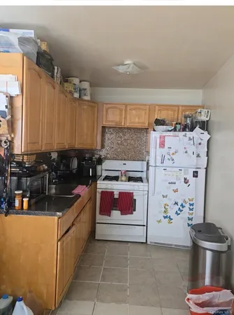 $1,100,000 | 1011 Boston Road | Morrisania