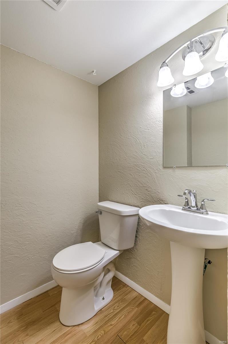 913 Ruth Drive St. Charles, MO 63301 - Photo 14 of 33 Gallery Image 14
