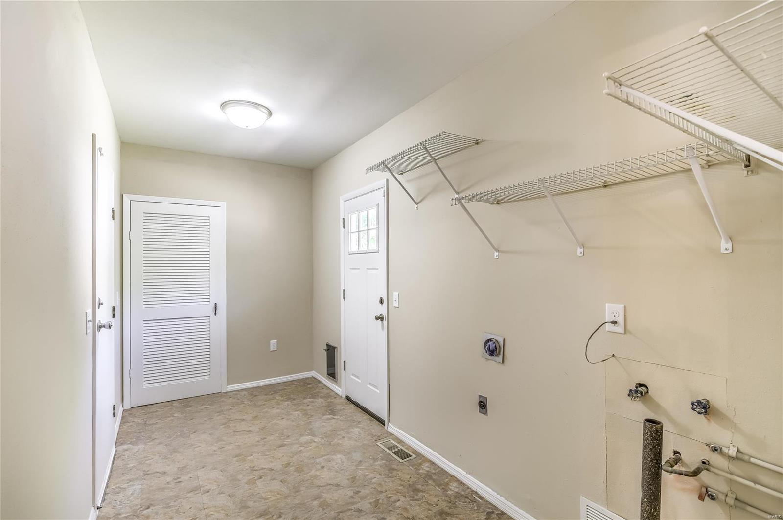913 Ruth Drive St. Charles, MO 63301 - Photo 15 of 33 Gallery Image 15
