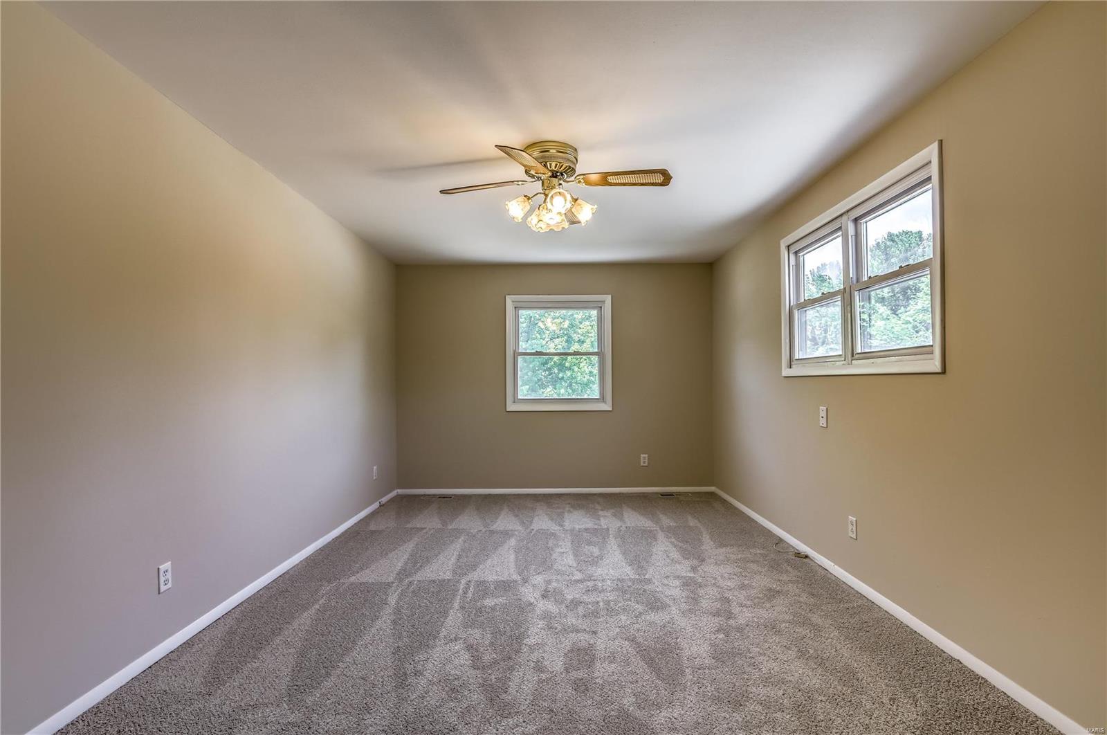 913 Ruth Drive St. Charles, MO 63301 - Photo 16 of 33 Gallery Image 16