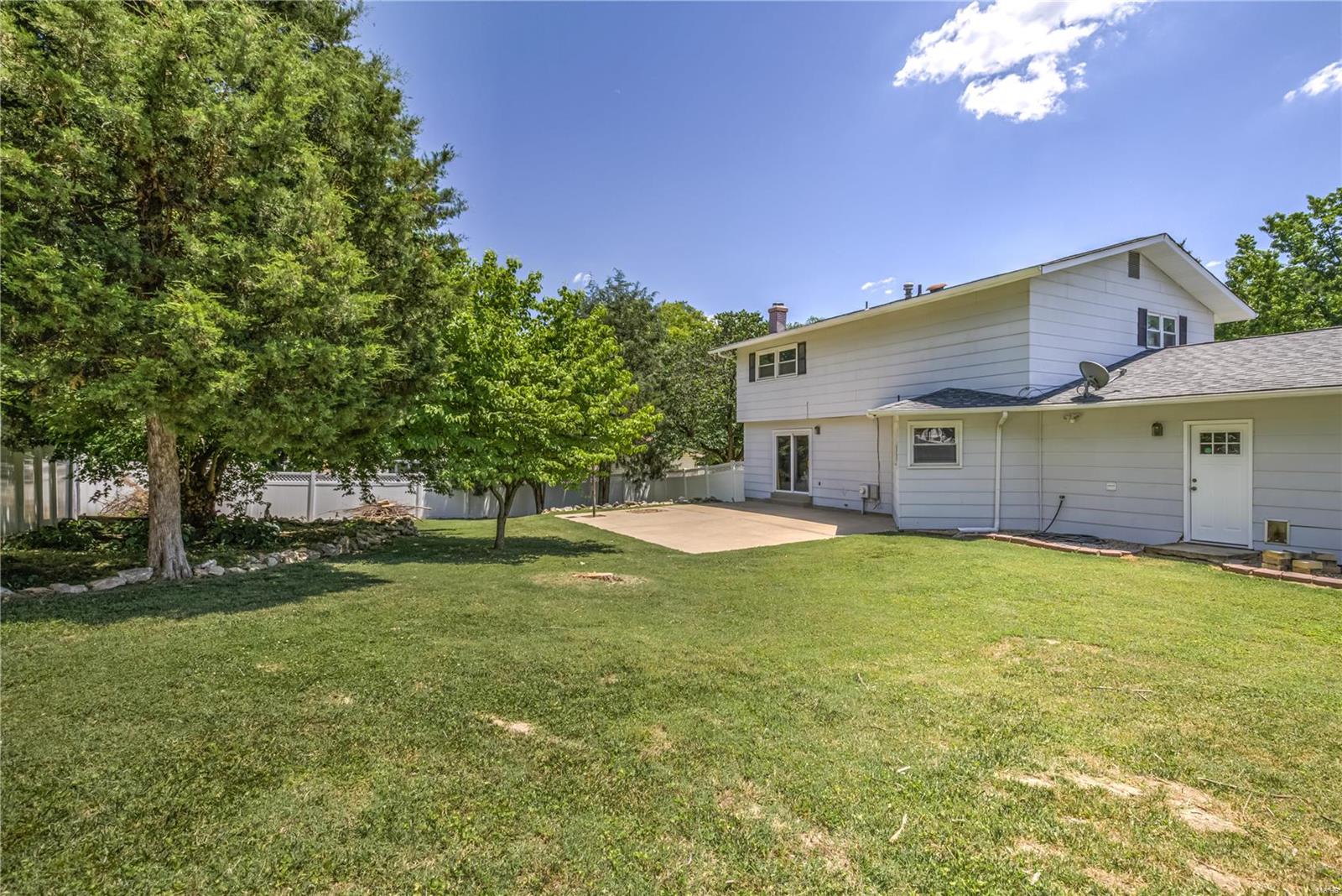 913 Ruth Drive St. Charles, MO 63301 - Photo 26 of 33 Gallery Image 26
