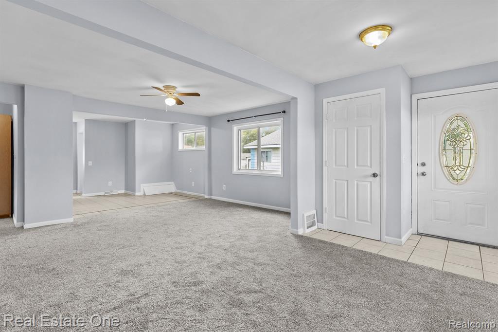 14672 Inkster Road Romulus, MI 48174 - Photo 8 of 20