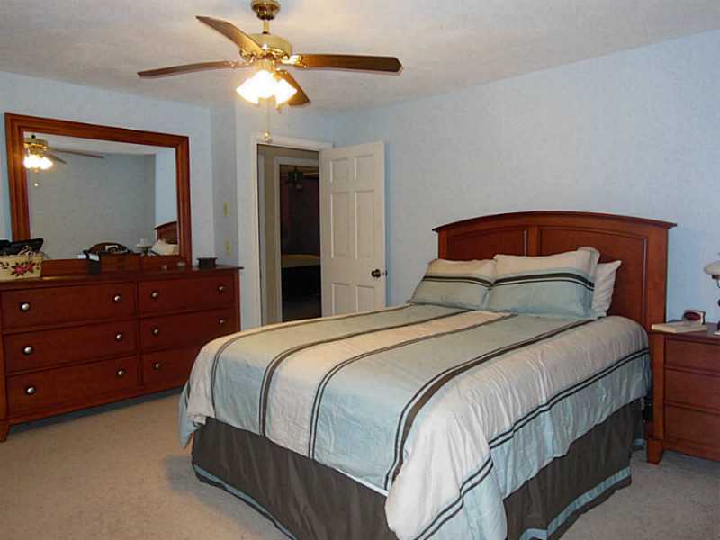 625 Weaver Hill Road Coventry, RI 02816 - Photo 9 of 17 Bedroom.
