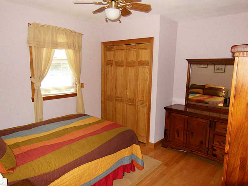 625 Weaver Hill Road Coventry, RI 02816 - Photo 10 of 17 Bedroom.