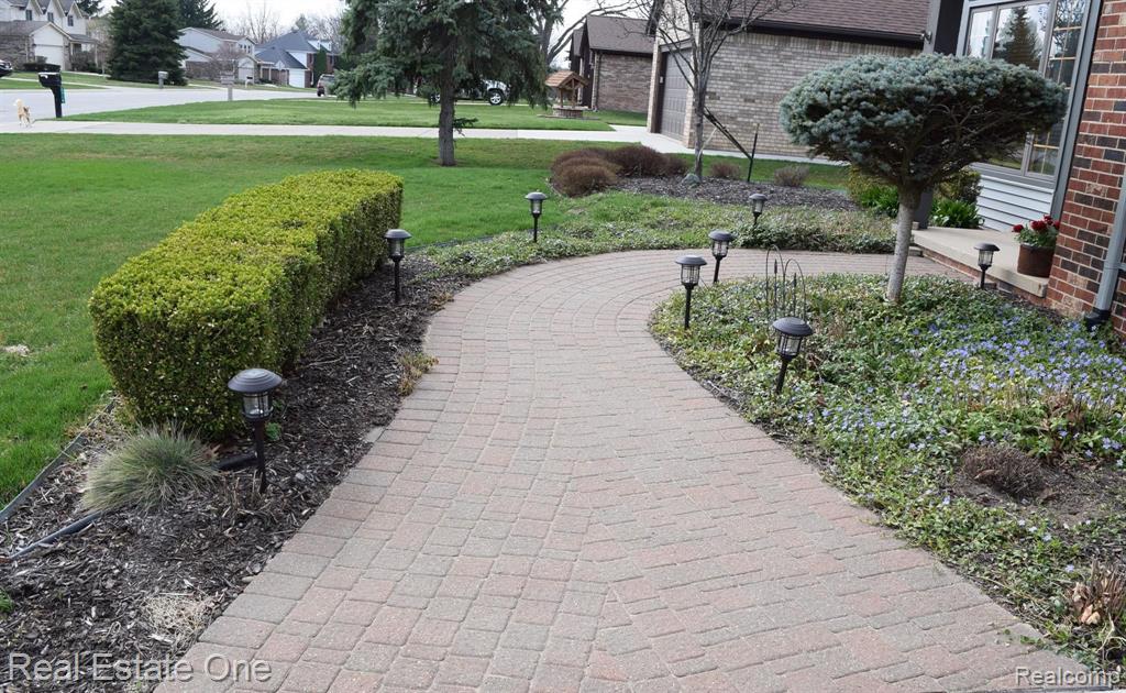 2706 Powderhorn Ridge Road Rochester Hills, MI 48309 - Photo 43 of 48