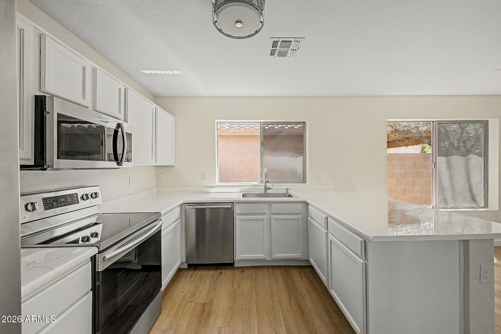 3149 West Maldonado Road Phoenix, AZ 85041 - Photo 9 of 27