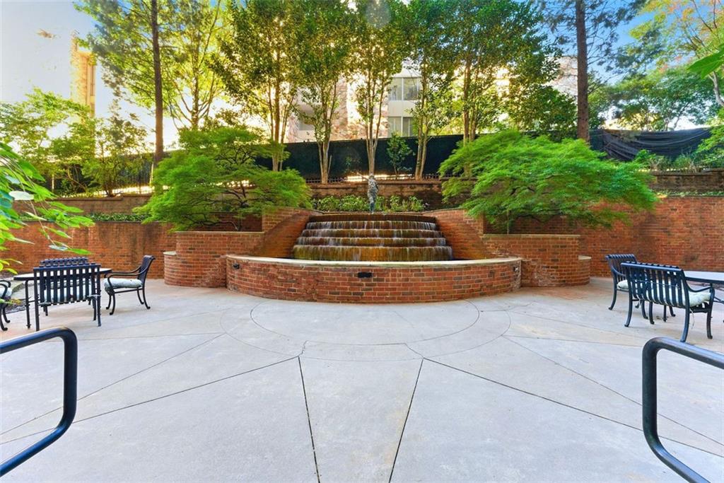 2626 Peachtree Road Northwest, Unit 1006 Atlanta, GA 30305 - Photo 15 of 19 a view of outdoor seating area
