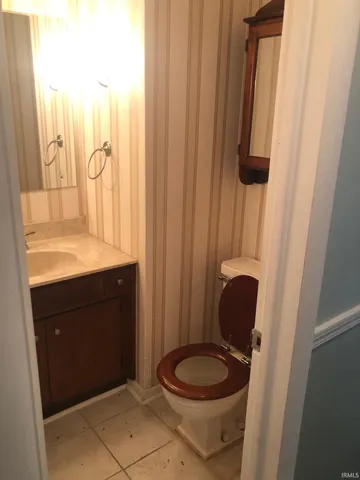 $179,000 | 4210 North Oakwood Avenue, Muncie, IN 47304