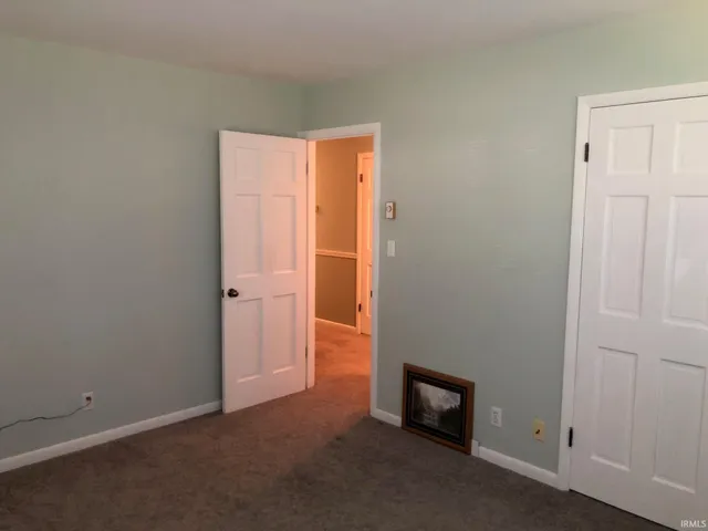 $179,000 | 4210 North Oakwood Avenue, Muncie, IN 47304