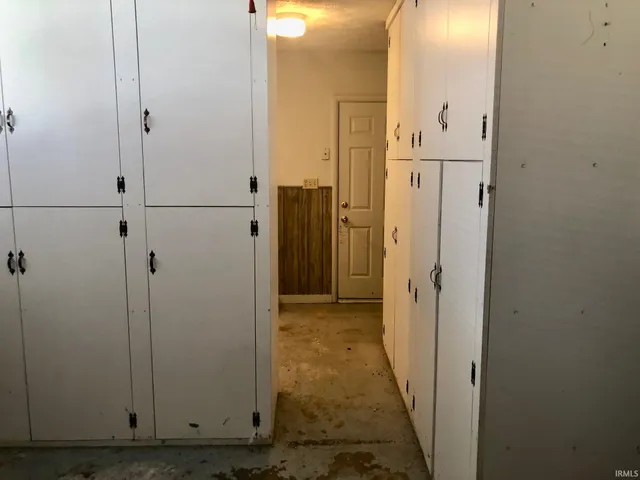 $179,000 | 4210 North Oakwood Avenue, Muncie, IN 47304