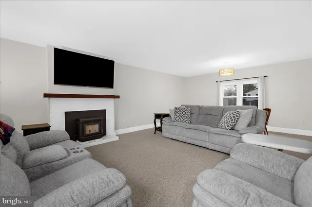 $360,000 | 208 Elm Street, Centreville, MD 21617