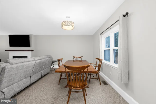 $360,000 | 208 Elm Street, Centreville, MD 21617