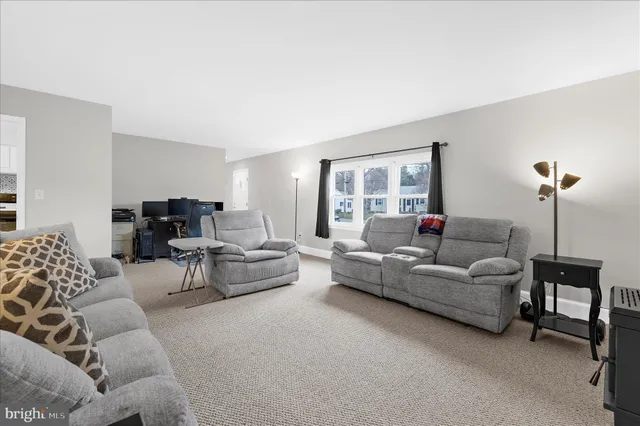 $360,000 | 208 Elm Street, Centreville, MD 21617