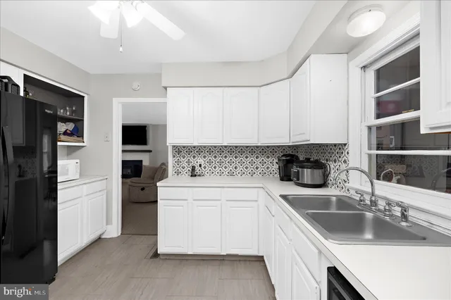 $360,000 | 208 Elm Street, Centreville, MD 21617