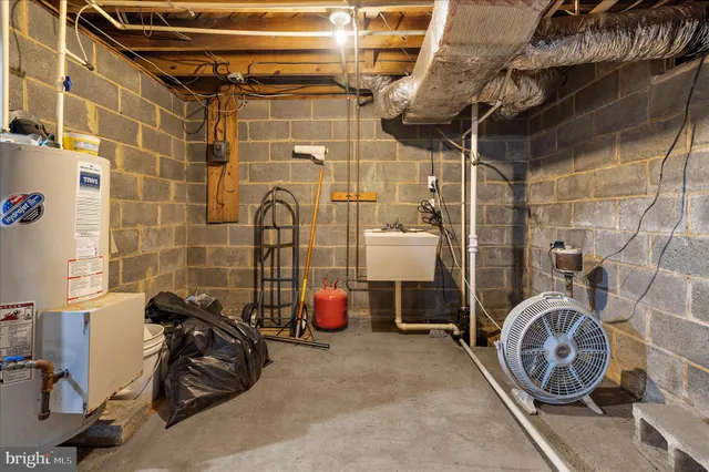 $360,000 | 208 Elm Street, Centreville, MD 21617