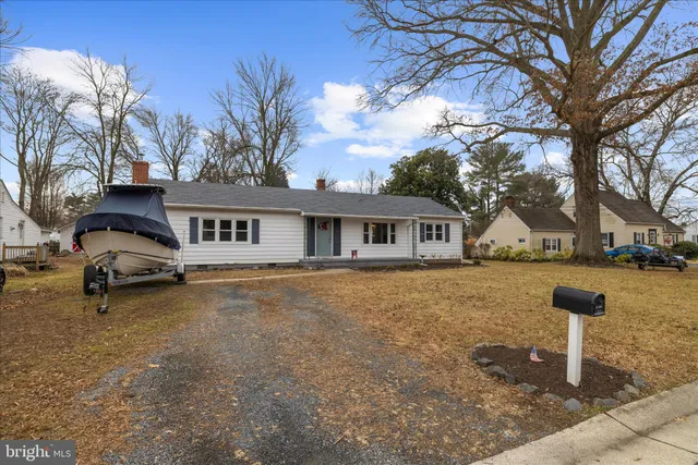 $360,000 | 208 Elm Street, Centreville, MD 21617