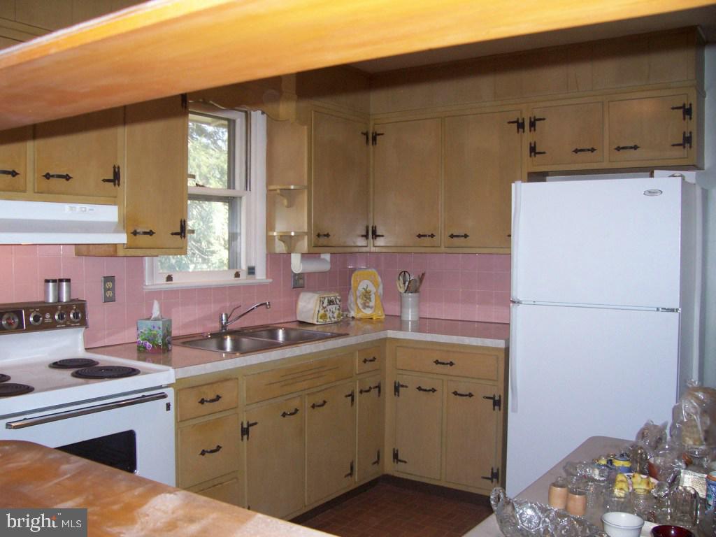 771 Flory Mill Road Lancaster, PA 17601 - Photo 9 of 21