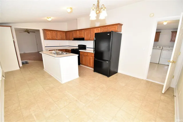 $164,900 | 909 East 8th Street, Fowler, IN 47944