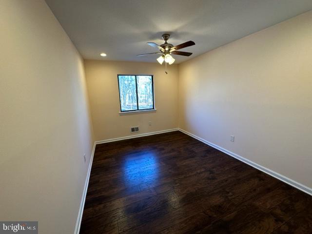 567 Edison Drive Hightstown, NJ 08520 - Photo 37 of 60 Bedroom 2