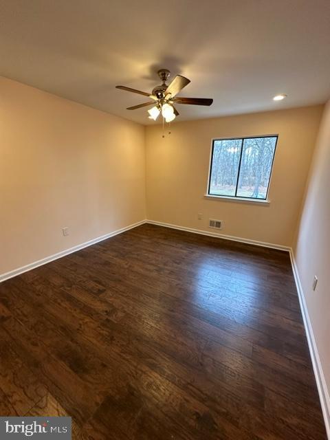 567 Edison Drive Hightstown, NJ 08520 - Photo 55 of 60 Bedroom 2