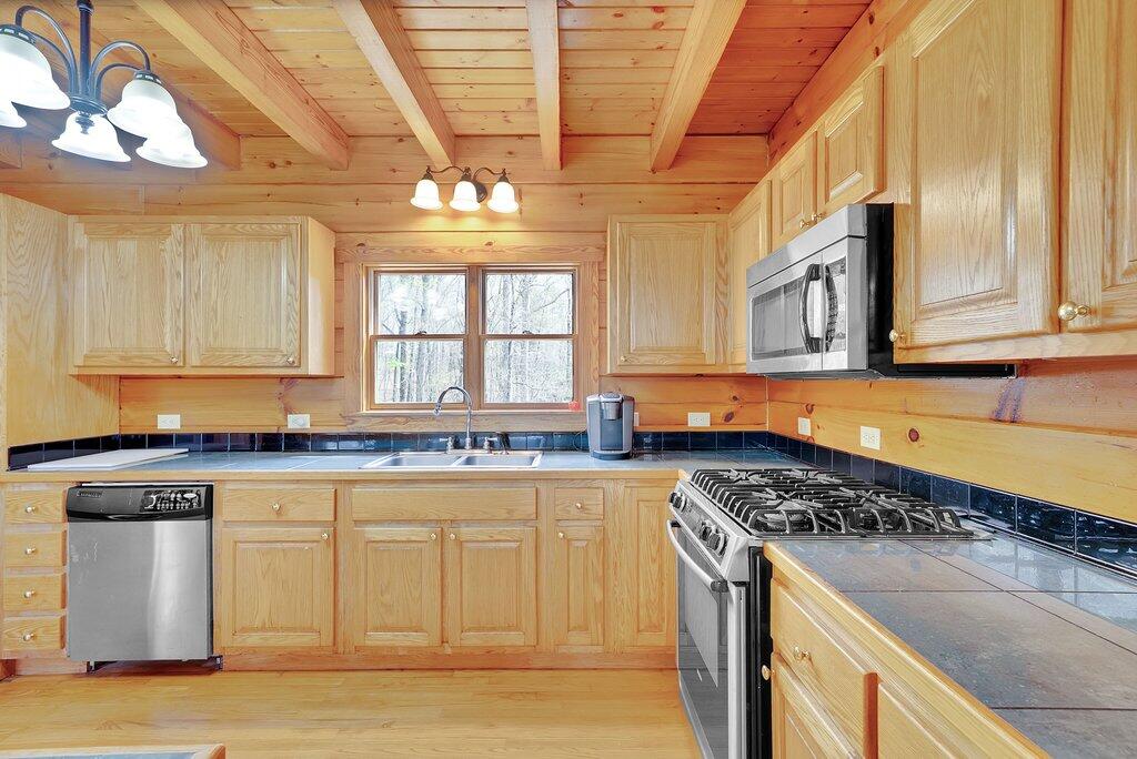 29088 Rhea County Highway Spring City, TN 37381 - Photo 10 of 53 013_001-61_538