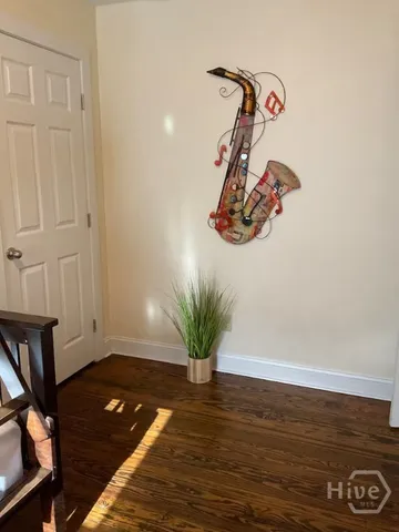 $2,400 | 1827 Greenville Street, Savannah, GA 31404