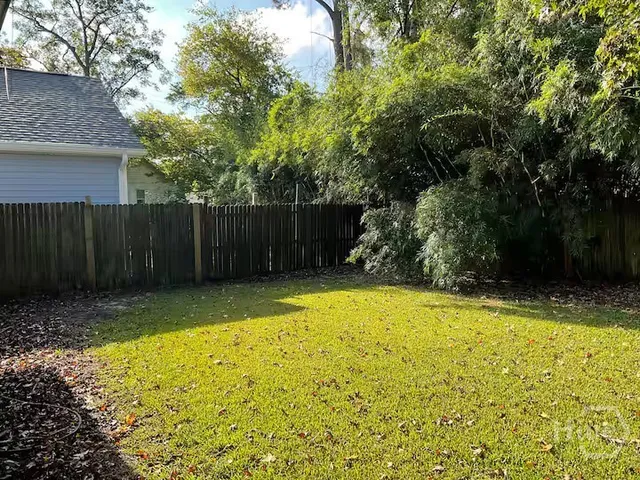 $2,400 | 1827 Greenville Street, Savannah, GA 31404