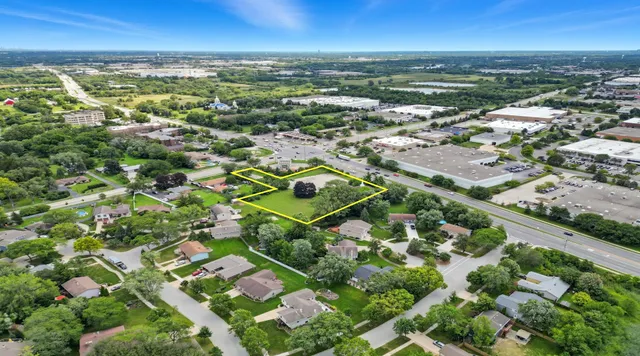 $1,200,000 | 241 Army Trail Road, Bloomingdale, IL 60108