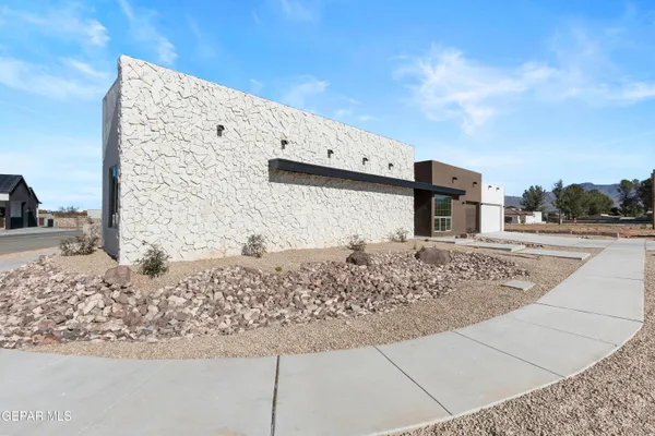 a view of a terrace view