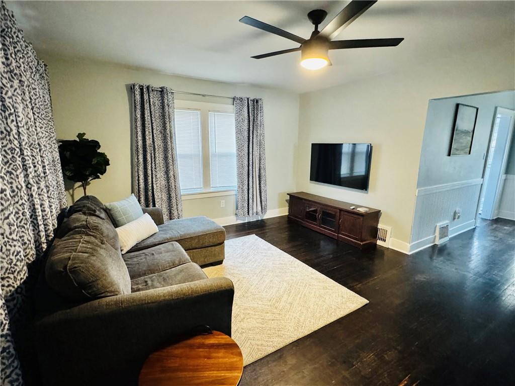 1209 South 30th Street St. Joseph, MO 64507 - Photo 2 of 26