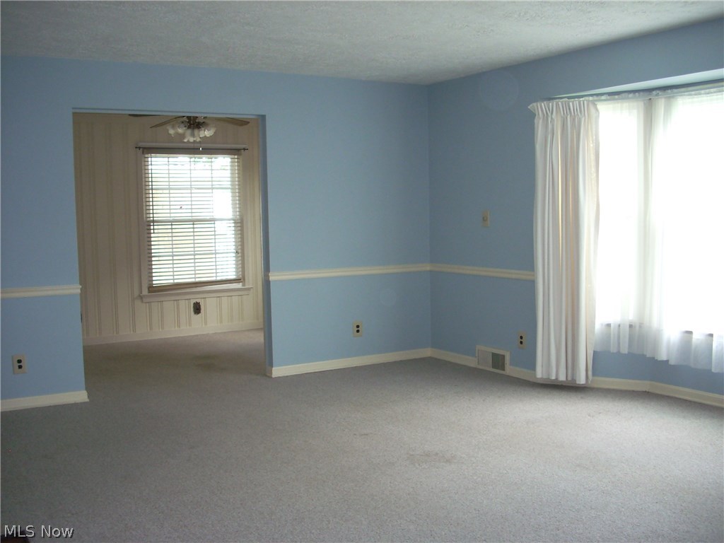 100 Ansel Road Geneva, OH 44041 - Photo 5 of 27