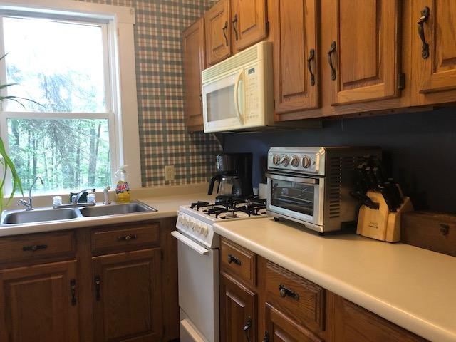 244 Johnson Road Auburn, ME 04210 - Photo 3 of 15 IMG_1434
